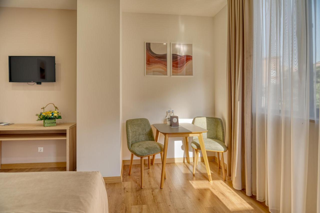 Hotel ORBELI Erivan Exterior foto