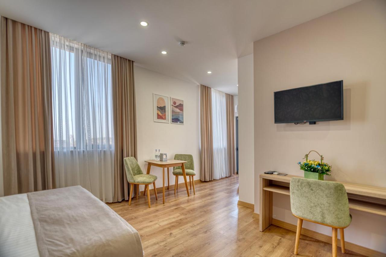 Hotel ORBELI Erivan Exterior foto