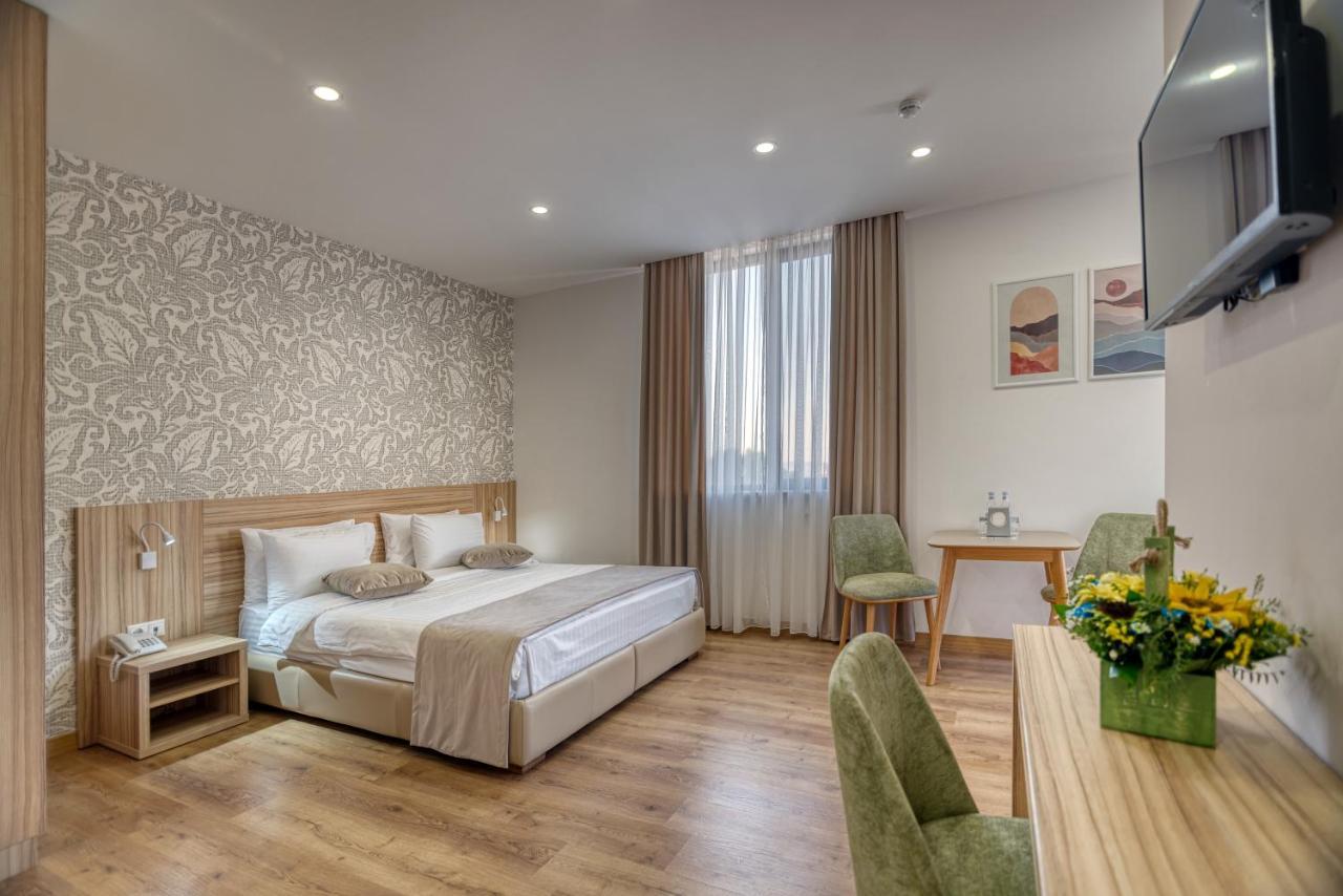 Hotel ORBELI Erivan Exterior foto